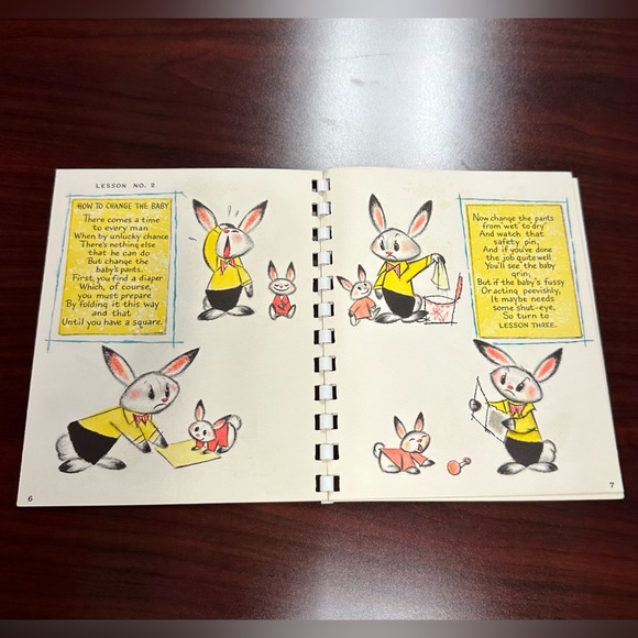 “How to Take Care of Baby” card booklet by Hallmark from 1950s - Picture 4 of 10